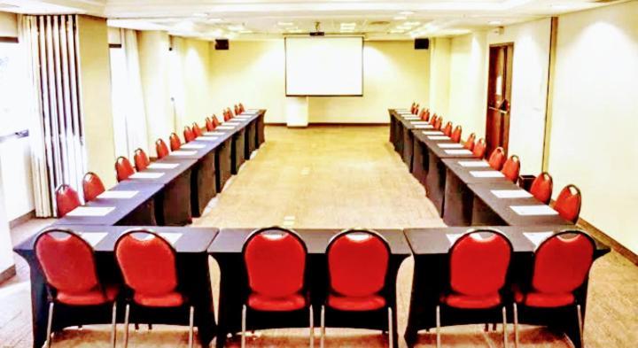 Hotel Clar Faria Lima 5*